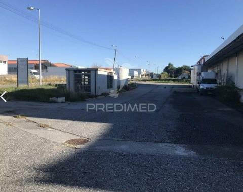 Unidade industrial com 3.734 m2 | parque industrial de idanha-a-nova