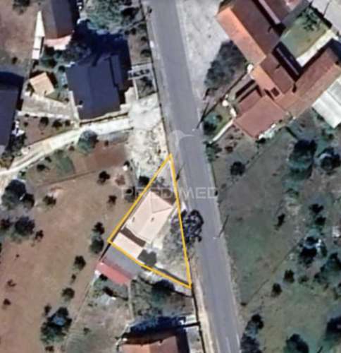 Moradia unifamiliar t2  em nossa senhora das misericórdias