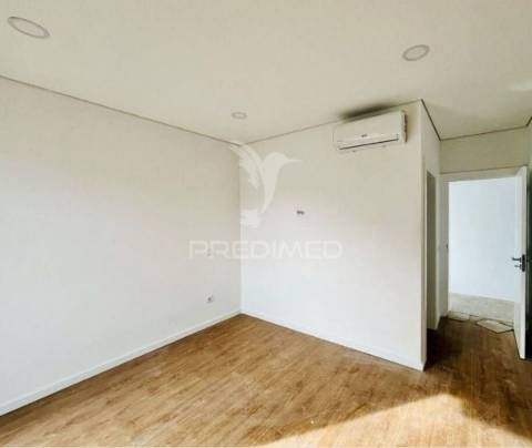 Moradia t4 | arquitetura moderna | montes de azurva