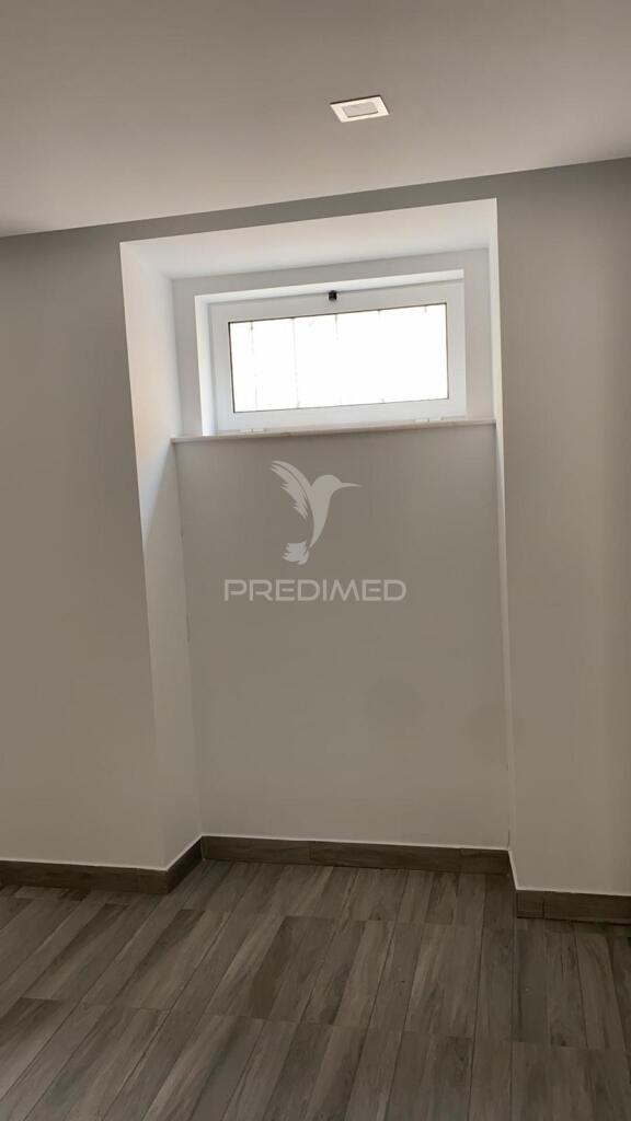 Apartamento t4 renovado nos anjos (lisboa)