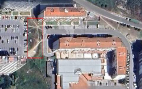 Terrenos para construção de prédios no carregado