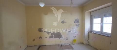Apartamento t2 na amadora com terraço