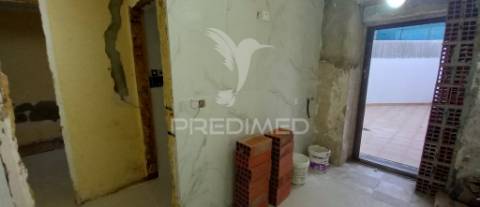 Apartamento t2 na amadora com terraço