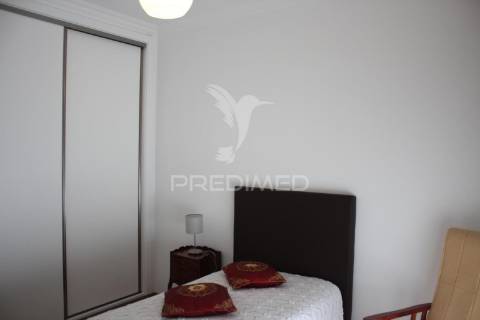 Moradia t3 térrea em vila da marmeleira, rio maior