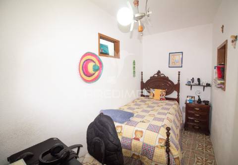 Moradia t2  com garagem no vimieiro