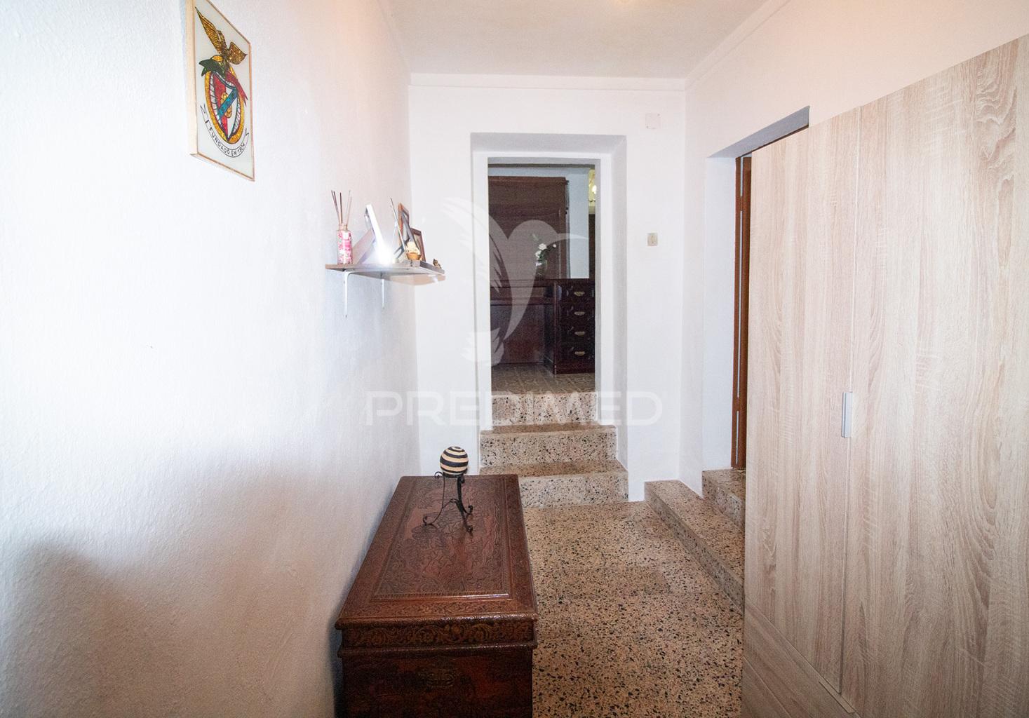 Moradia t2  com garagem no vimieiro