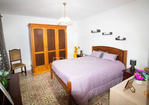 Moradia t2  com garagem no vimieiro