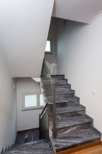 Moradia t5 isolada p/arrendar