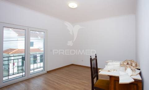 Moradia t5 isolada p/arrendar