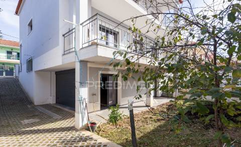 Moradia t5 isolada p/arrendar