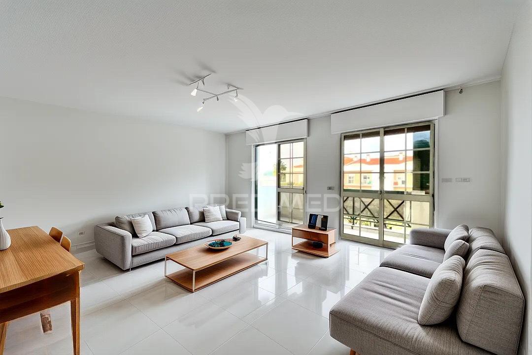 Apartamento t4 com varandas