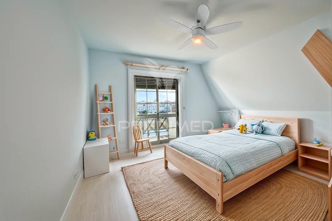 Apartamento t4 com varandas