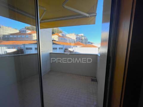 Apartamento t3 centro gondomar c/  garagem (rua combatentes grande guerra)
