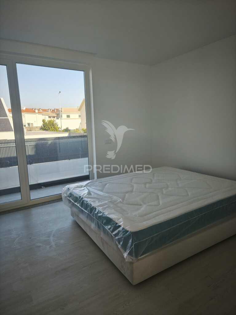 Moradia nova em santa joana