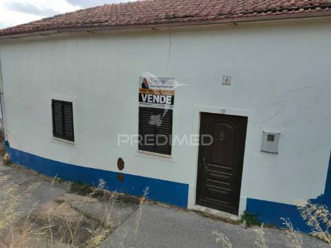 Moradia t2 - pedrogão, torres novas
