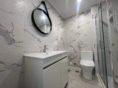 Apartamento t2 remodelado - aranguês