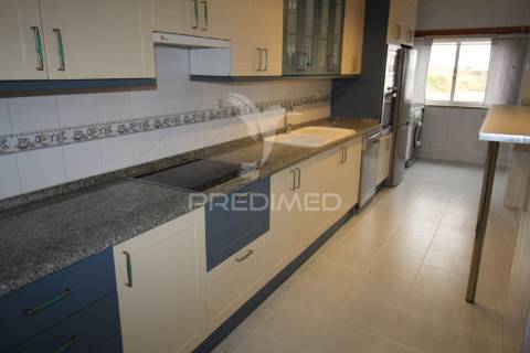 Apartamento duplex junto ao novo hospital de sintra