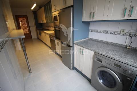 Apartamento duplex junto ao novo hospital de sintra