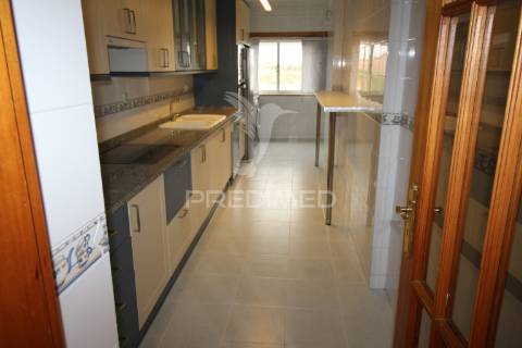 Apartamento duplex junto ao novo hospital de sintra
