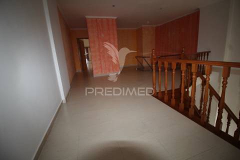Apartamento duplex junto ao novo hospital de sintra