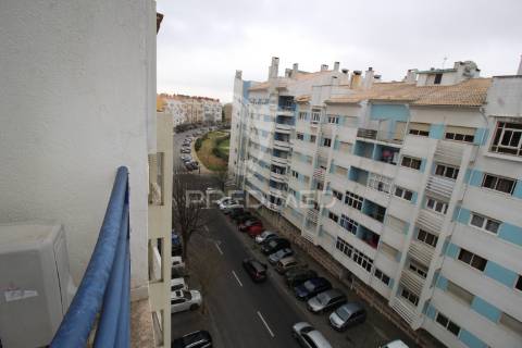 Apartamento duplex junto ao novo hospital de sintra