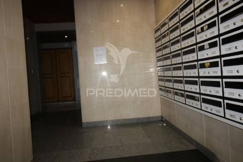 Apartamento duplex junto ao novo hospital de sintra