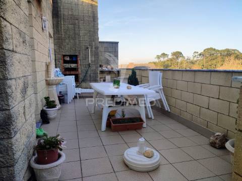 Apart. t4 com terraços e vista de mar – gulpilhares