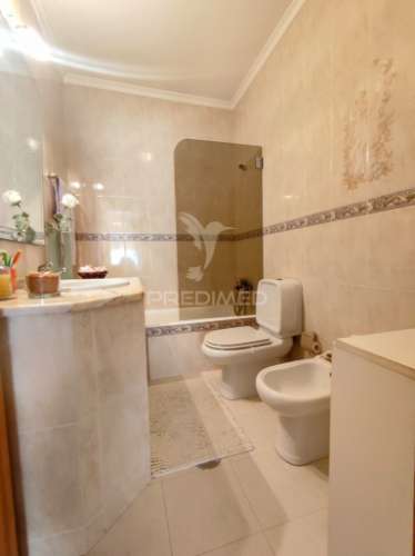 Apart. t4 com terraços e vista de mar – gulpilhares