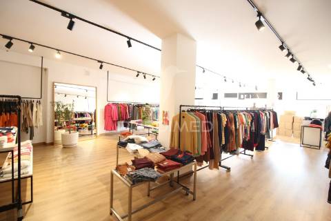 Loja comercial com 161 m2 em guimarães