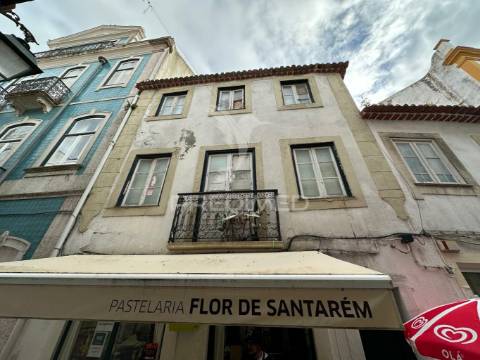 Prédio para habitação e comércio