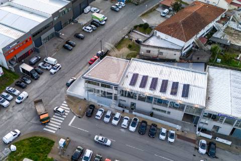 Armazém 345 m2 para serviços, comercio e indústria ferreiros, braga