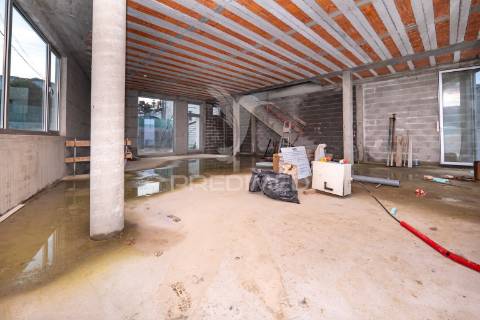 Armazém 345 m2 para serviços, comercio e indústria ferreiros, braga