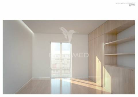 Apartamento t1 em ramalde - porto
