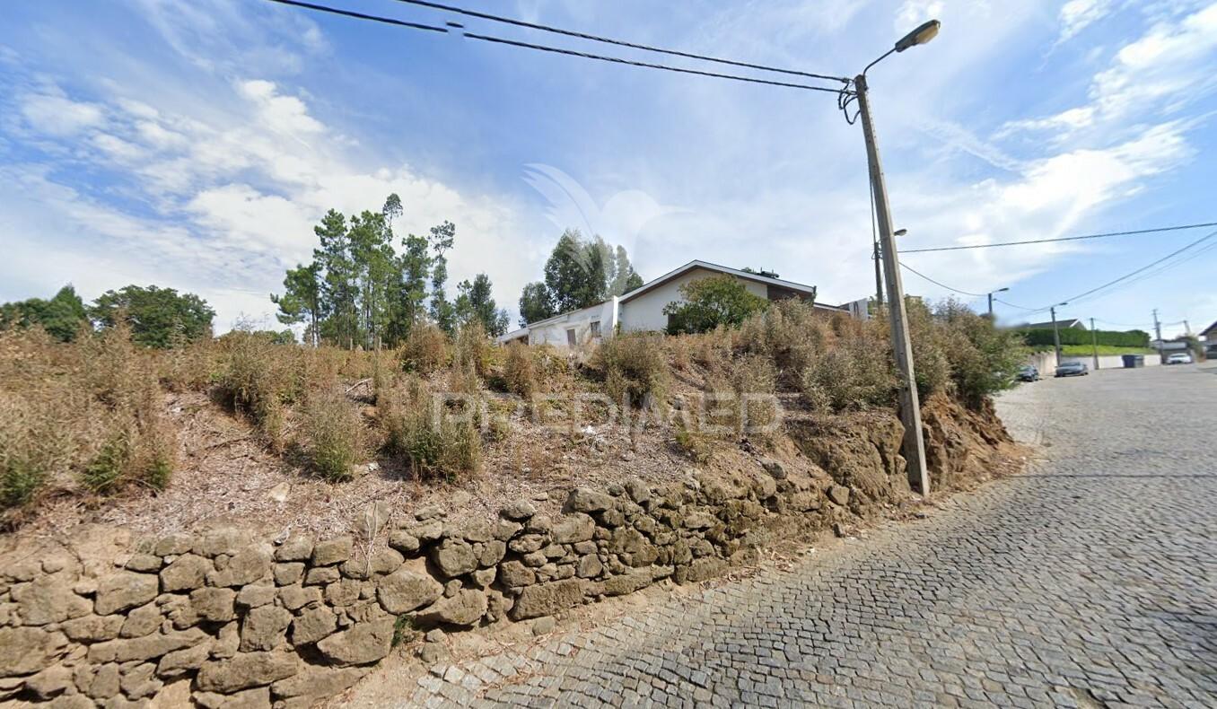 Terreno/construção moradia 4 frentes, grijó, v. n. de gaia