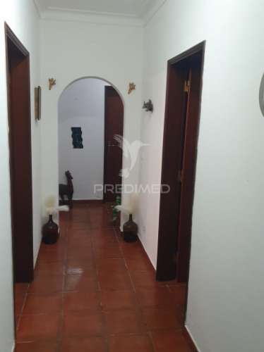 Vivenda à venda na freguesia de santa eulália