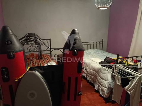 Vivenda à venda na freguesia de santa eulália