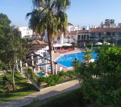 Fabulosa penthouse t2 no condominio old village em vilamoura