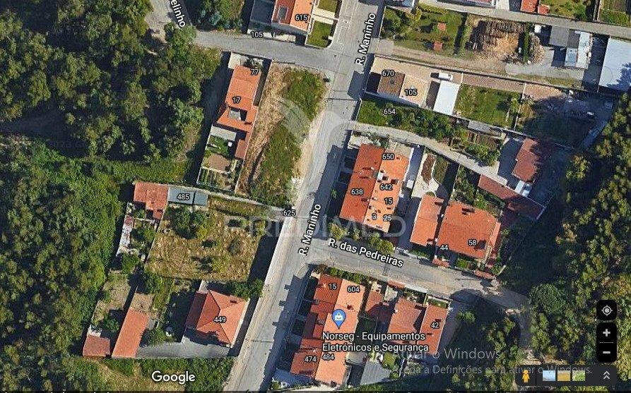 Terreno urbano em canelas - vila nova de gaia