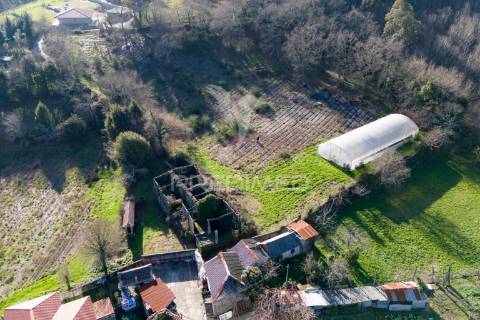 Quinta com casa 300m2 em serzedelo, póvoa de lanhoso, braga
