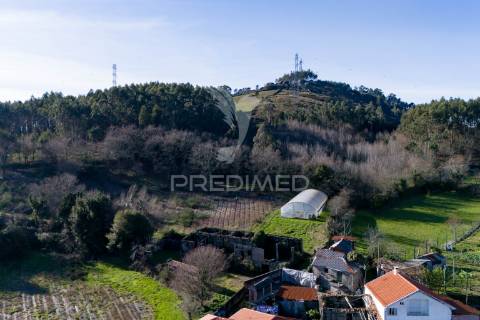 Quinta com casa 300m2 em serzedelo, póvoa de lanhoso, braga