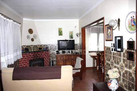 Moradia térrea t3 + 2 em rio maior