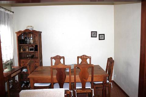 Moradia térrea t3 + 2 em rio maior