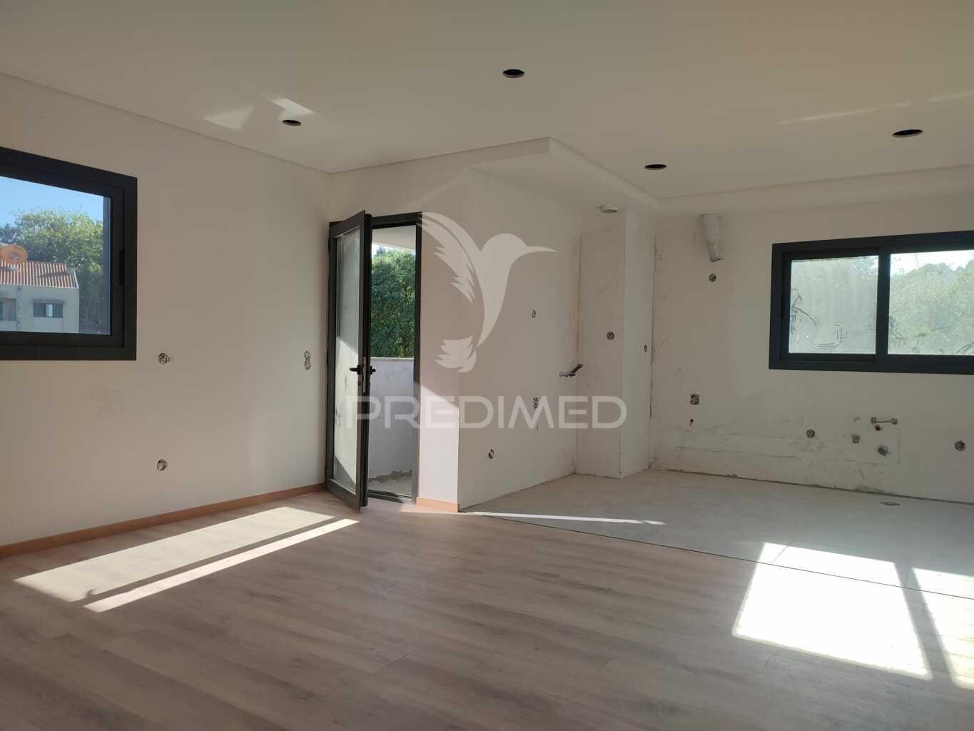 Apartamento t2, em construção em pedroso, vn gaia