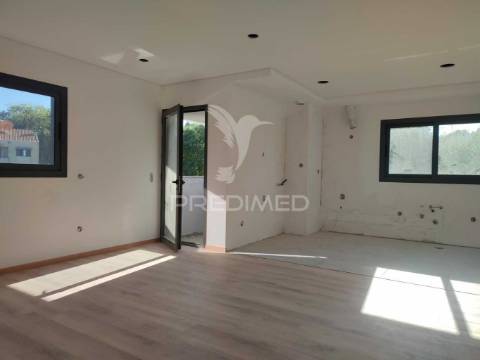 Apartamento t2, em construção em pedroso, vn gaia