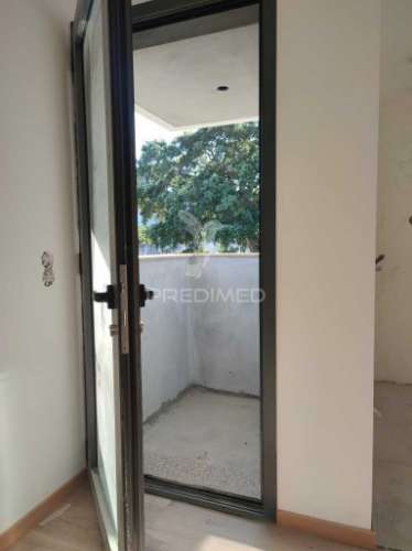 Apartamento t2, em construção em pedroso, vn gaia