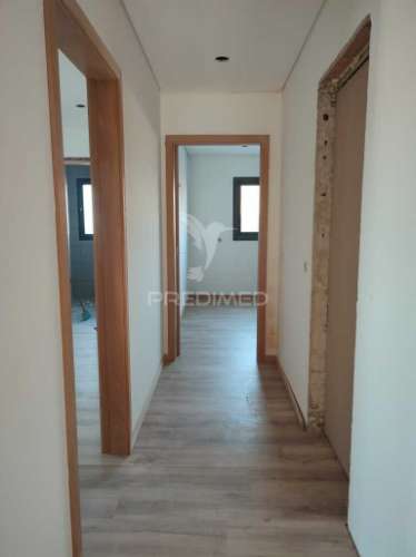 Apartamento t2, em construção em pedroso, vn gaia