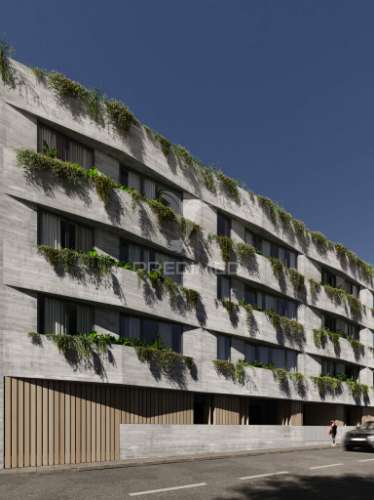 Apartamento t2, terraço, jardim, lugar de garagem, paranhos