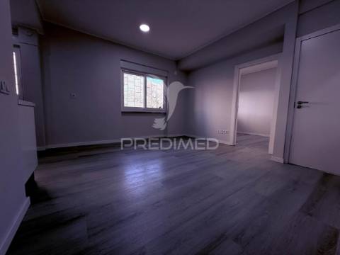 Apartamento t1+1 praça do brasil remodelado