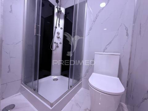 Apartamento t1+1 praça do brasil remodelado