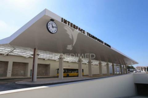 Apartamento t1+1 praça do brasil remodelado